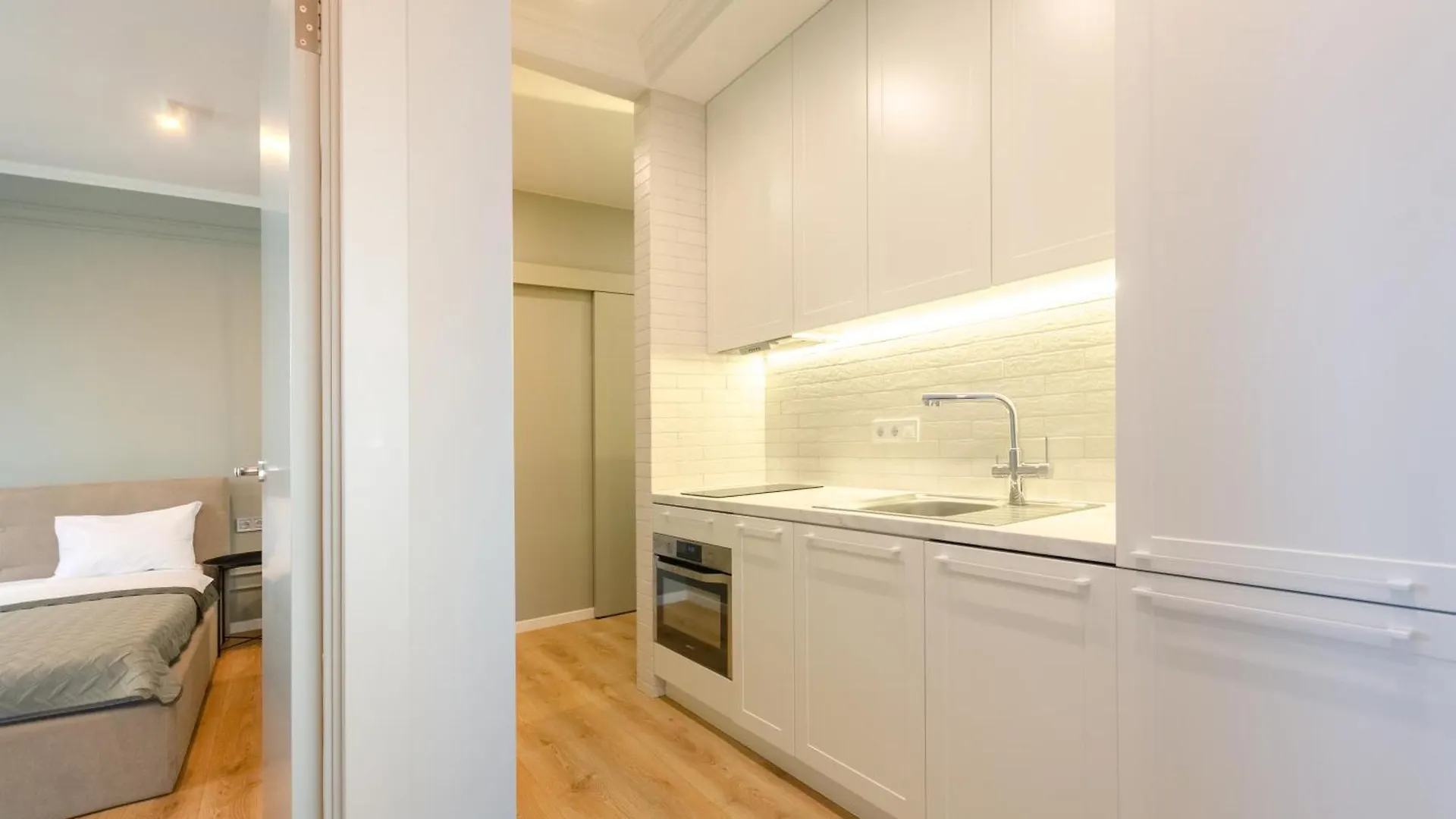 Petrovdom Apartments 17-183B In Rc New York Concept House, 74 Antonovycha Street Киев